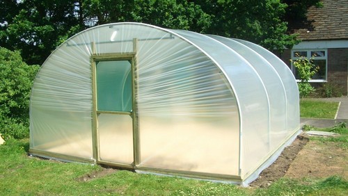 Poly tunnel 14ft wide - wide, (4.27m)