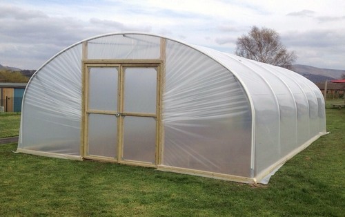 18ft wide polytunnel - 18ft, 5.49m
